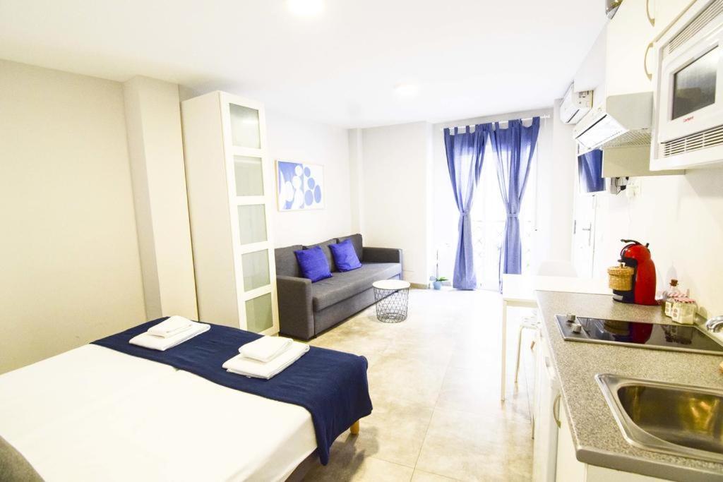 Apartamentos Centro Salecianos Málaga Exterior foto
